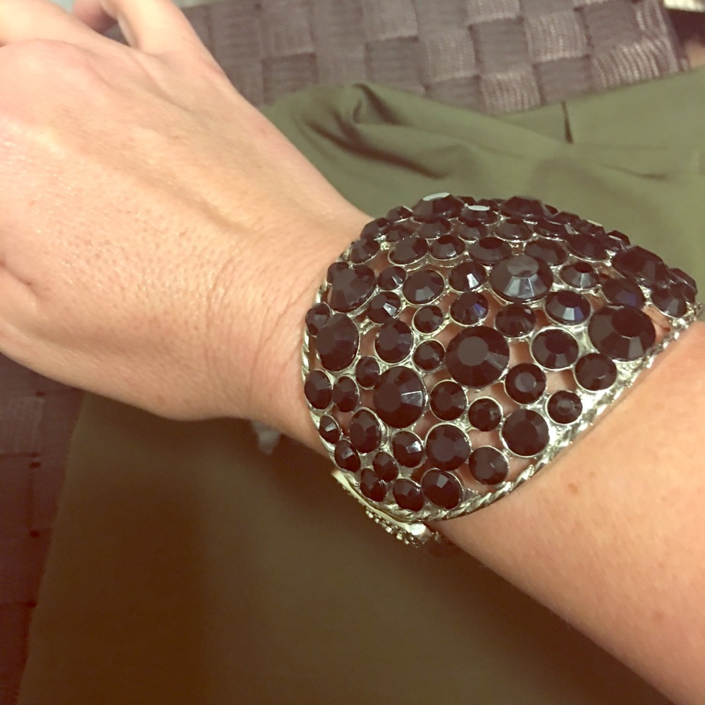 Statement hinged black bracelet